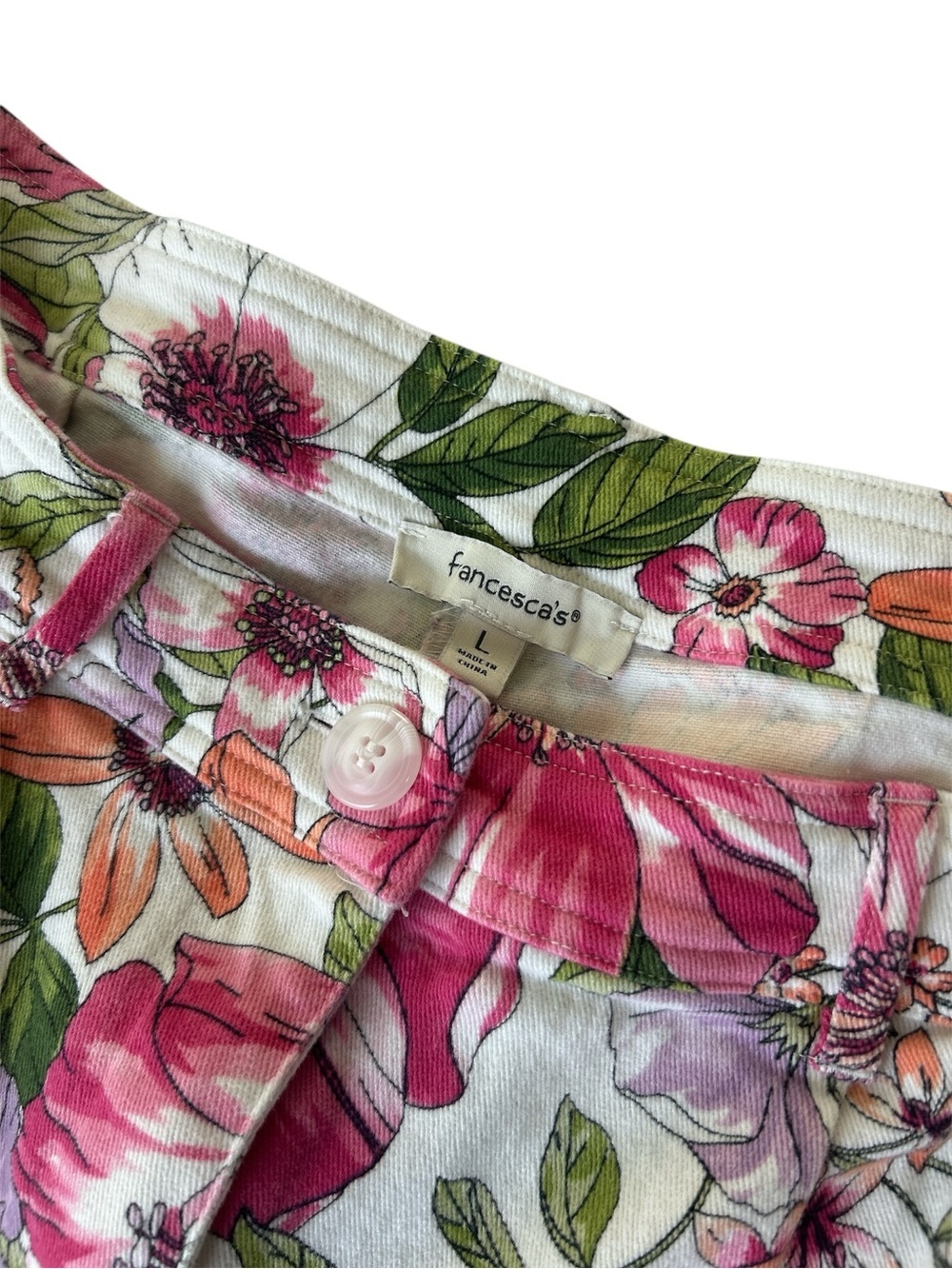 Francesca's Shorts - Picture 3 of 4